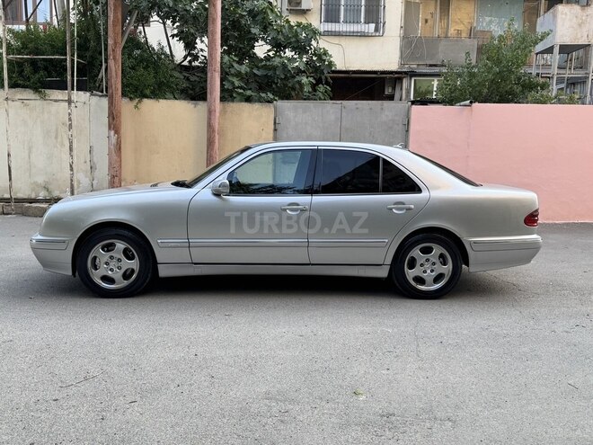 Mercedes E 270 2000, 297,546 km - 2.7 l - Bakı