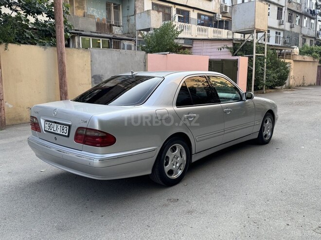 Mercedes E 270 2000, 297,546 km - 2.7 l - Bakı