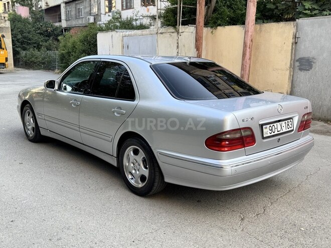Mercedes E 270 2000, 297,546 km - 2.7 l - Bakı