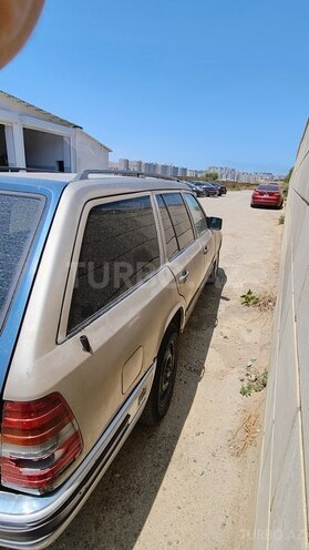 Mercedes E 300 d 1989, 300,000 km - 3.0 l - Bakı