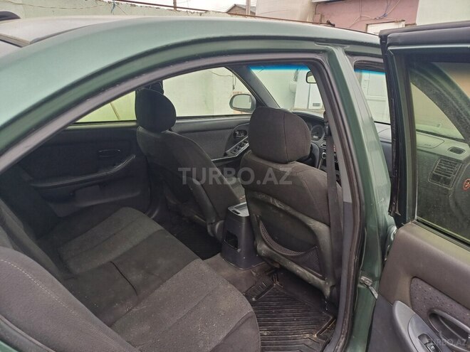 Hyundai Elantra 2001, 150,000 km - 2.0 l - Bakı