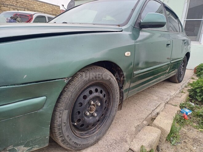 Hyundai Elantra 2001, 150,000 km - 2.0 l - Bakı