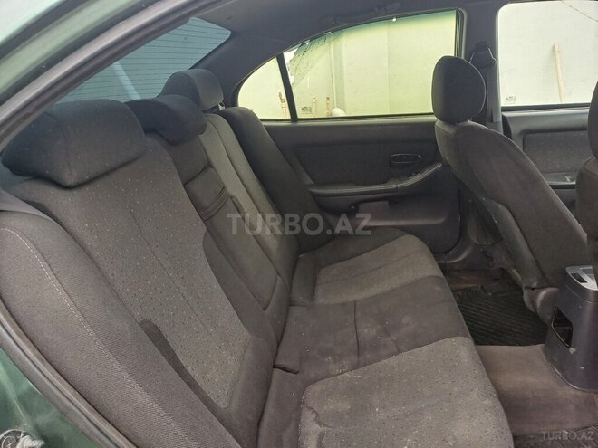 Hyundai Elantra 2001, 150,000 km - 2.0 l - Bakı