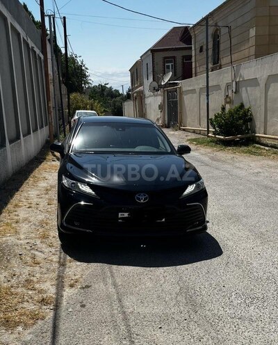 Toyota Camry-1
