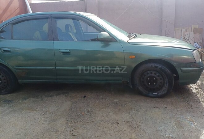 Hyundai Elantra 2001, 150,000 km - 2.0 l - Bakı