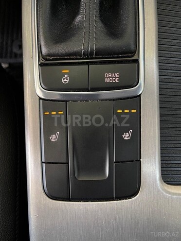 Kia K5-16