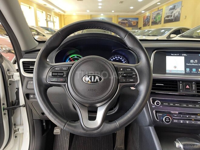 Kia K5-10