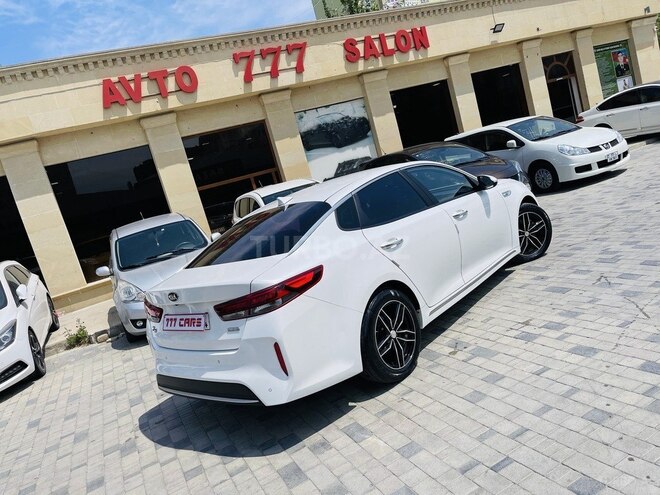 Kia K5-6