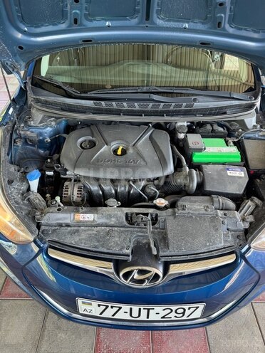 Hyundai Elantra 2015, 127,687 km - 1.8 l - Bakı