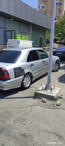 Mercedes C 180-4