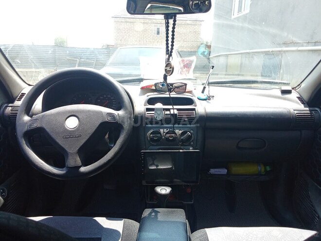 Opel Vita 1999, 300,000 km - 1.4 l - Biləsuvar