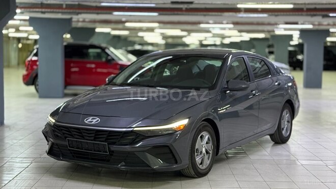 Hyundai Elantra-3