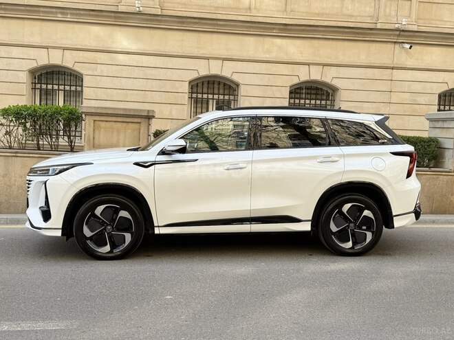 Changan CS 75 Plus 2023, 6,400 km - 1.5 л - Bakı