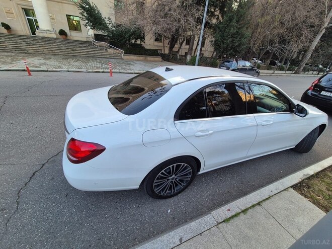 Mercedes E 200 d 2019, 359,000 km - 2.0 l - Bakı