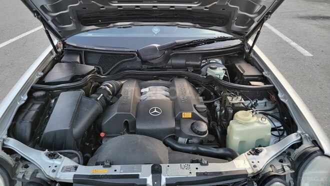 Mercedes E 240 1997, 260,000 km - 2.4 l - Bakı