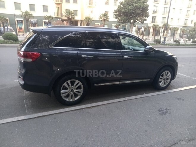 Kia Sorento-9
