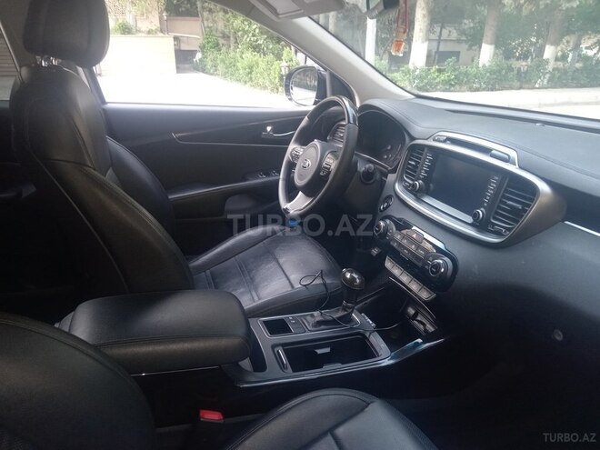 Kia Sorento-20