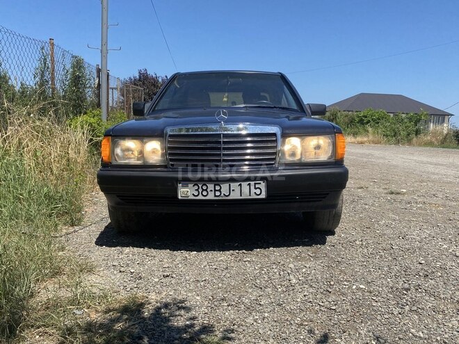 Mercedes 190 1990, 182,515 km - 2.0 l - Qusar
