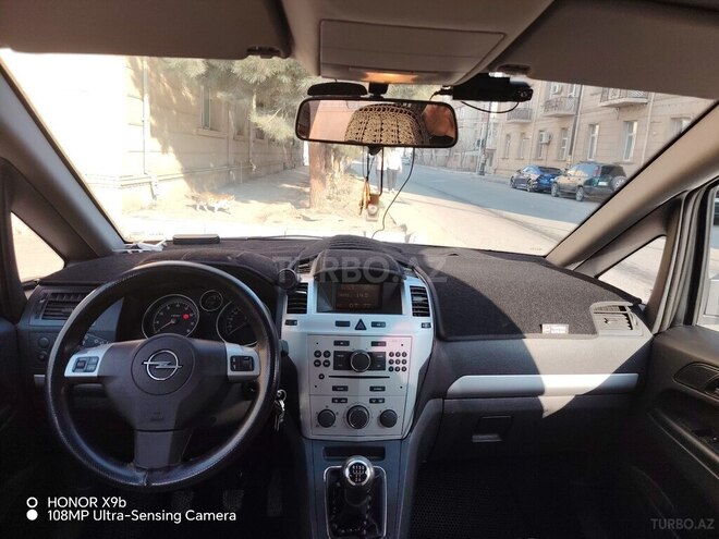 Opel Zafira 2009, 301,000 km - 1.8 l - Bakı