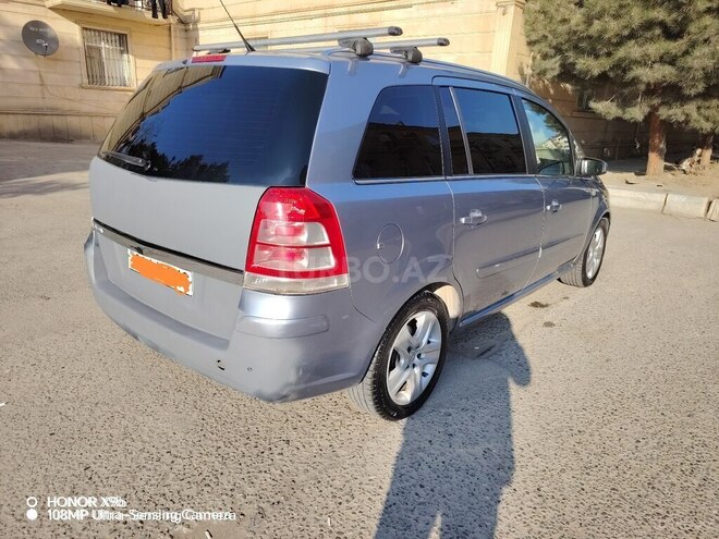 Opel Zafira 2009, 301,000 km - 1.8 l - Bakı