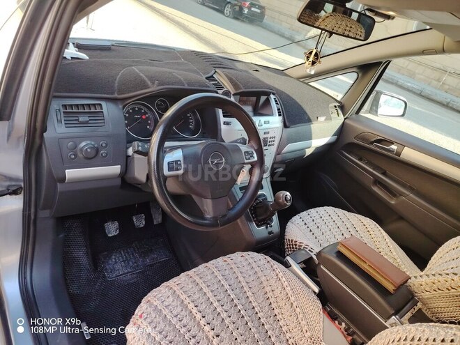Opel Zafira 2009, 301,000 km - 1.8 l - Bakı
