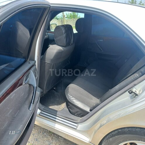 Mercedes E 200 d 2000, 634,000 km - 2.2 l - Salyan