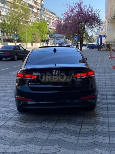 Hyundai Elantra 2018, 110,000 km - 2.0 l - Bakı