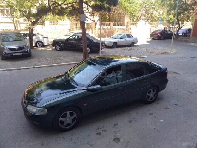 Opel Vectra 1998, 325,636 km - 1.8 l - Bakı
