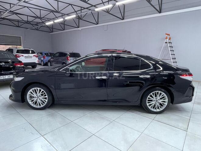 Toyota Camry-8