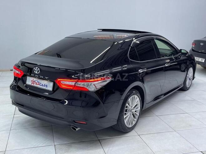 Toyota Camry-6