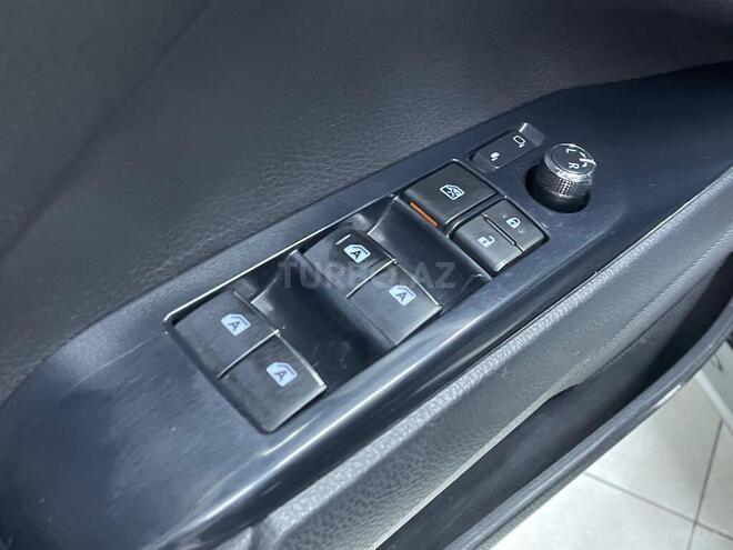 Toyota Camry-28