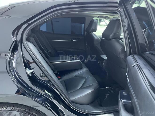 Toyota Camry-17