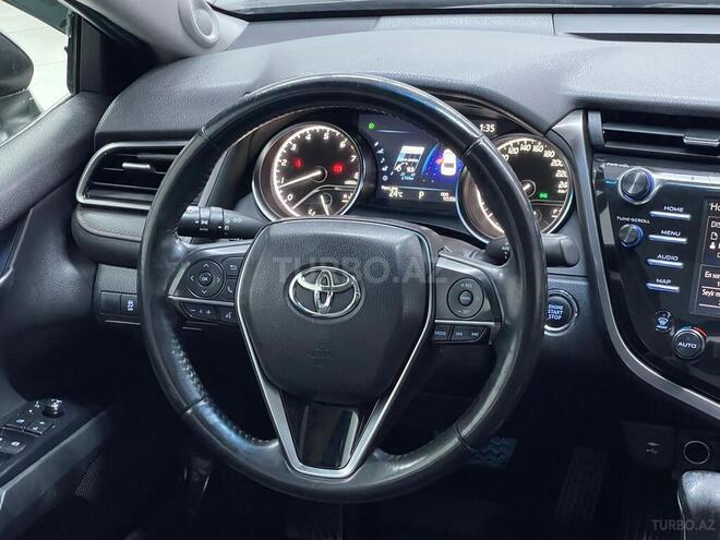Toyota Camry-19