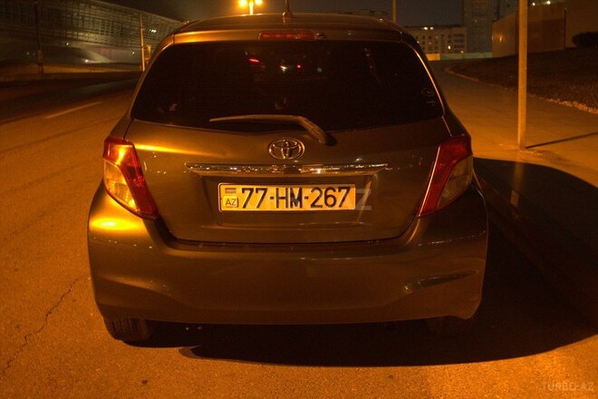 Toyota Vitz 2011, 124,419 km - 1.3 l - Bakı