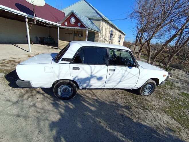 LADA (VAZ) 2107 1998, 42,555 km - 1.6 l - Ucar