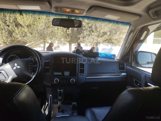 Mitsubishi Pajero 2008, 275,000 km - 3.0 l - Bakı