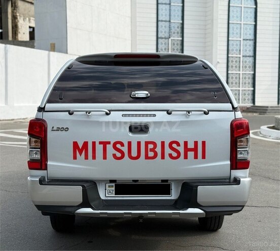Mitsubishi L200 2022, 103,000 km - 2.4 l - Bakı