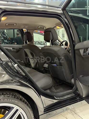 Mercedes C 220 d 2010, 175,000 km - 2.2 л - Sumqayıt