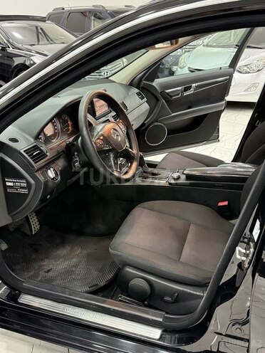 Mercedes C 220 d 2010, 175,000 km - 2.2 л - Sumqayıt