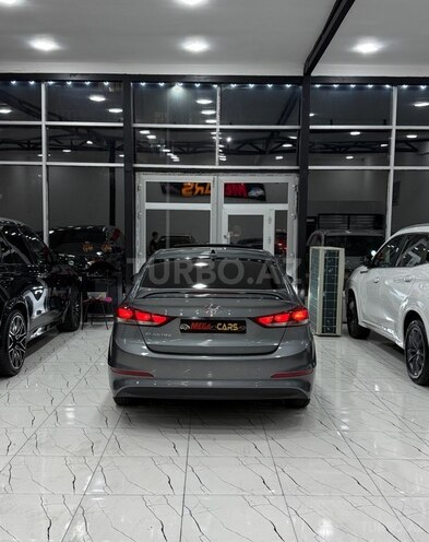 Hyundai Elantra 2018, 108,000 km - 2.0 l - Sumqayıt
