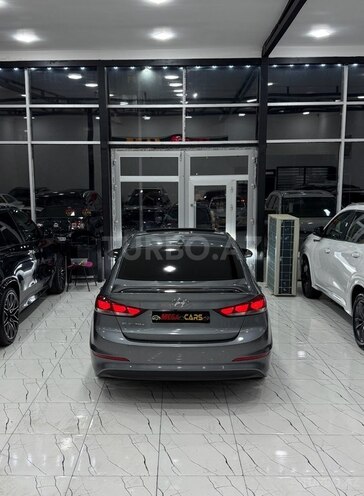 Hyundai Elantra 2018, 108,000 km - 2.0 l - Sumqayıt