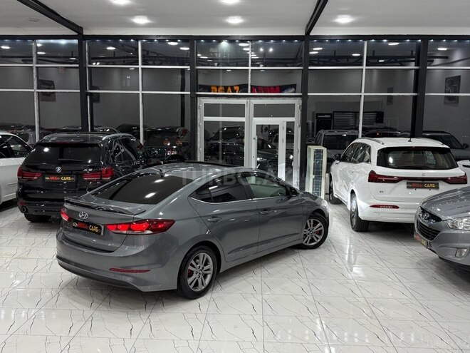 Hyundai Elantra 2018, 108,000 km - 2.0 l - Sumqayıt