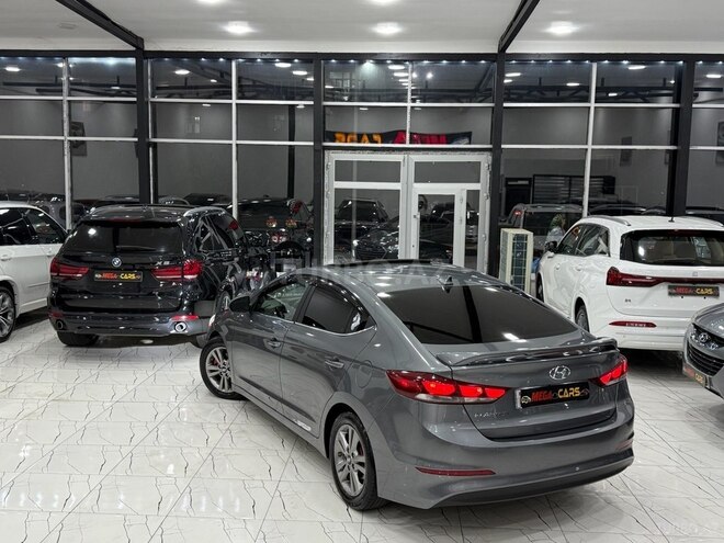 Hyundai Elantra 2018, 108,000 km - 2.0 l - Sumqayıt