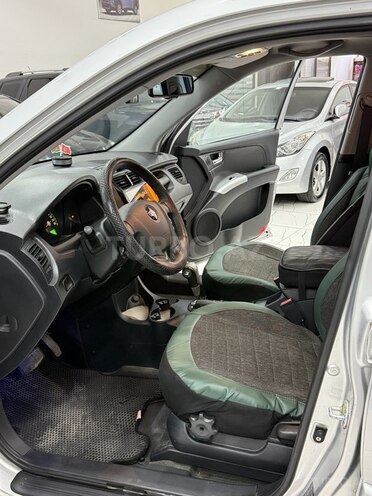 Kia Sportage 2009, 168,000 km - 2.0 л - Sumqayıt