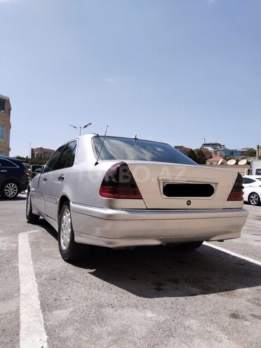Mercedes C 220 1997, 394,000 km - 2.2 л - Bakı