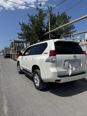 Toyota Land Cruiser Prado 2012, 300,000 km - 2.7 л - Bakı