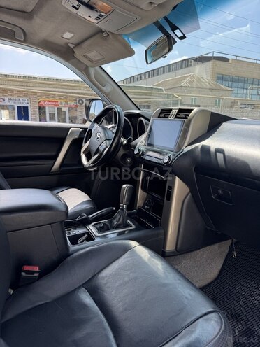 Toyota Land Cruiser Prado 2012, 300,000 km - 2.7 л - Bakı