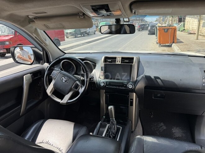 Toyota Land Cruiser Prado 2012, 300,000 km - 2.7 л - Bakı