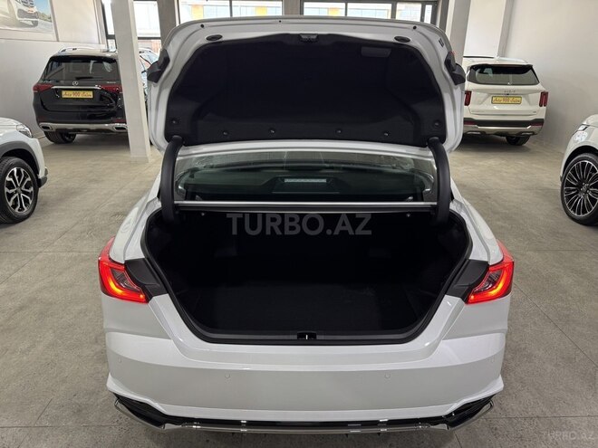 Toyota Camry-21