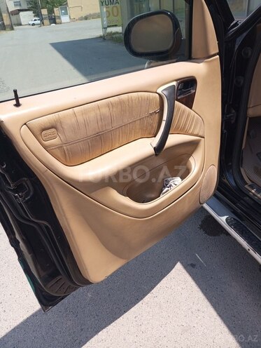 Mercedes ML 400 4MATIC 2001, 342,133 km - 4.0 l - Salyan
